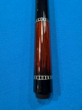 Load image into Gallery viewer, CSC Cocobolo cue with LD Carbon Fiber shaft